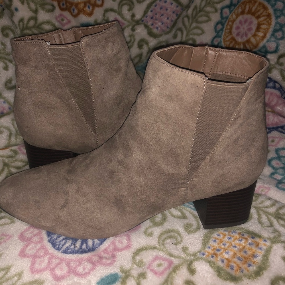DSW Brand new tan booties